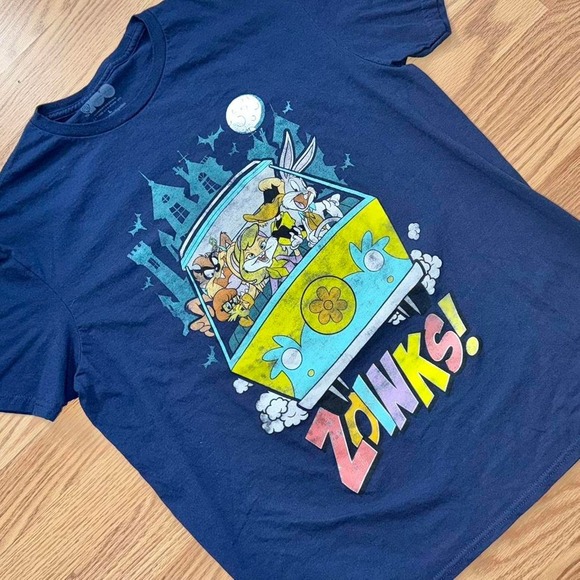 Other - Looney Tunes x Scooby-Doo "Zoinks!" Graphic Tee — Men's Large